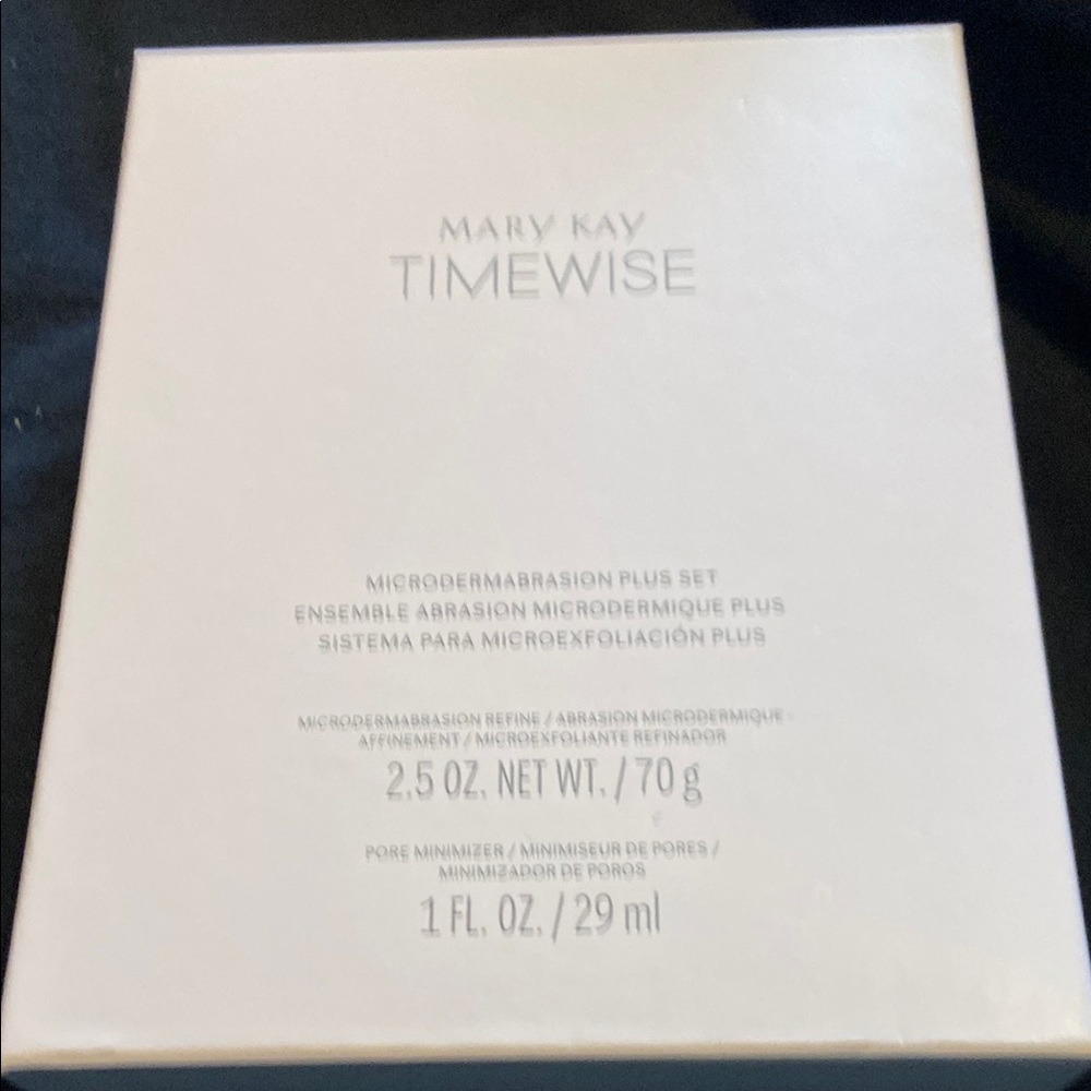 Mary Kay Timewise Skincare Set in White